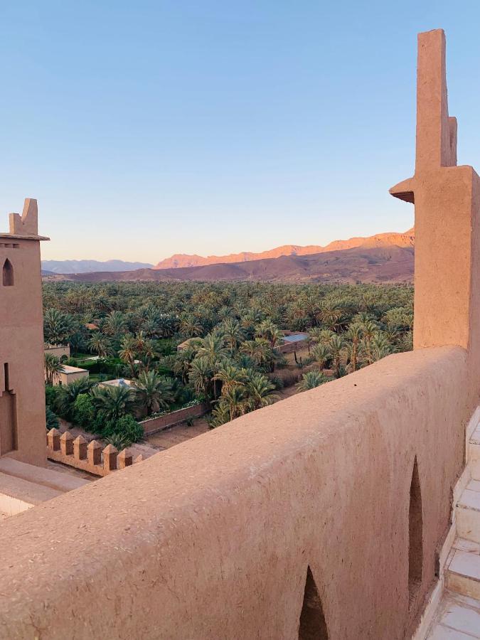 Kasbah Hnini Hotel Igdaoun Exterior photo