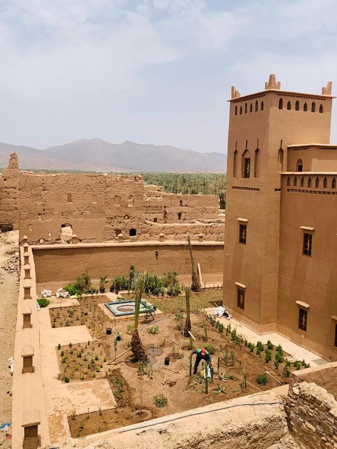 Kasbah Hnini Hotel Igdaoun Exterior photo